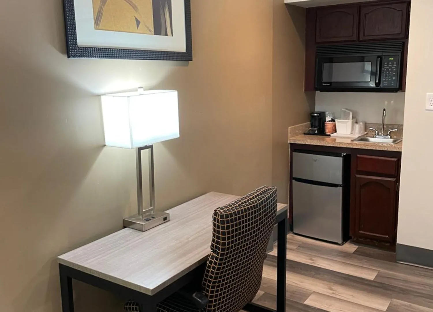 Quality Inn & Suites Goodyear - Phoenix West Hotel